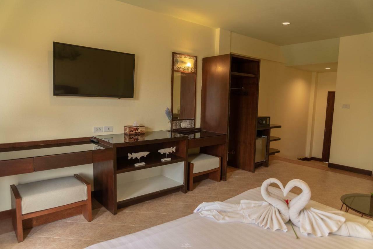 Park 38 Hotel - Sha Plus Phuket Eksteriør billede